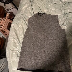 Liz Claiborne Charcoal Knit Top